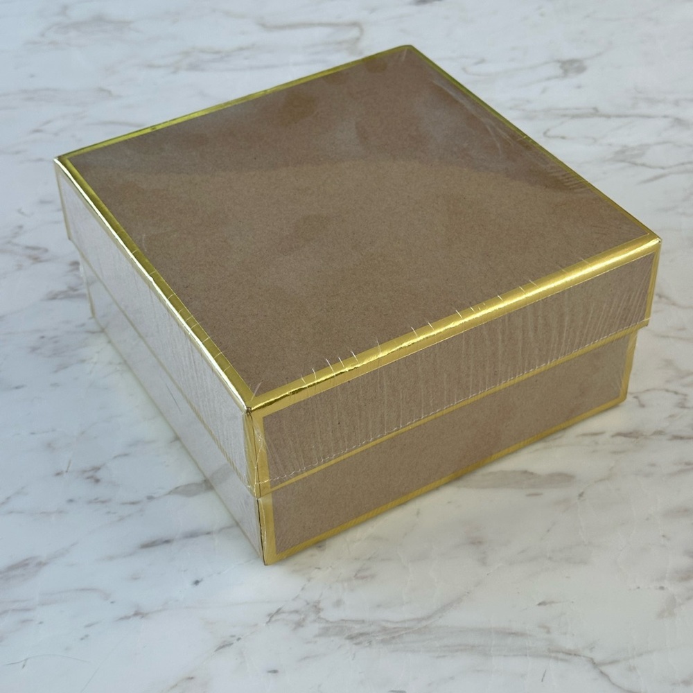Sugar Paper Los Angeles Brown Square Gift Box